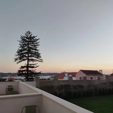 Апартаменты Ajuda Palace