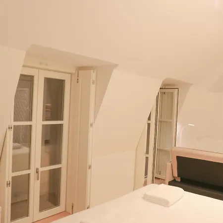 Ajuda Palace Apartment *