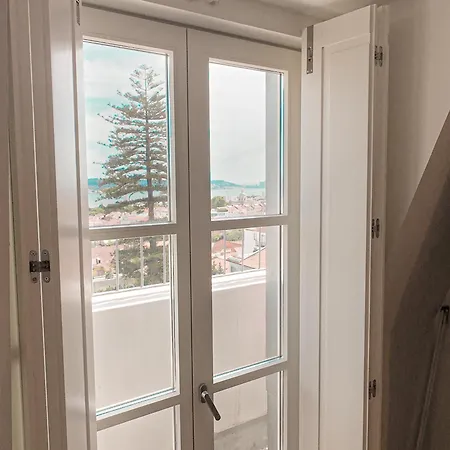 Apartment Ajuda Palace