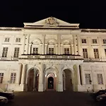 Ajuda Palace شقة *